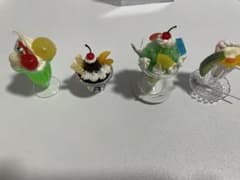 ミニチュアデザート 4個セットのサムネイル