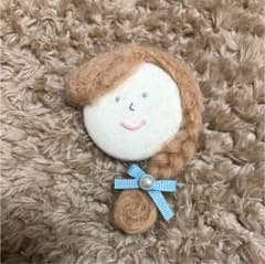 ハンドメイド ブローチのサムネイル