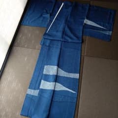 阿波藍伝統工芸　金子正　訪問着　藍　正絹　逸品　ろうけつ染め 阿波藍伝統工芸 金子正 訪問着 藍 正絹 逸品 ろうけつ染め - メルカリ