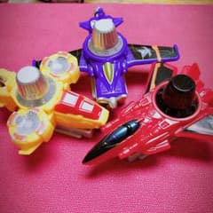 警察戦隊パトレンジャーVS怪盗戦隊ルパンレンジャー 食玩のサムネイル