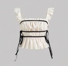 【新品即発送】SHEIN フリルタンクトップ アイボリーのサムネイル