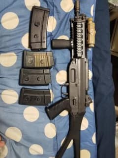 東京マルイ製 SIG552 カスタム 廃盤？のサムネイル