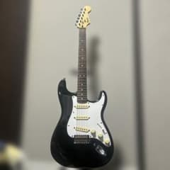 Squier Bullet Strat 改造品 説明欄を見てください。 Squier Bullet Strat 改造品 説明欄を見てください。 - メルカリ
