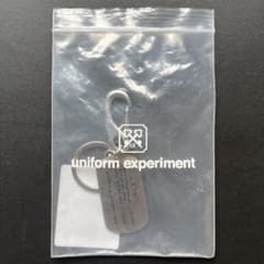 uniform experiment カラビナキーホルダーフラグメントデザイン - メルカリ