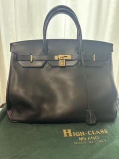 【新品未使用】 HIGH CLASS ハイクラス ハンドバッグ 黒 ゴールド金具のサムネイル