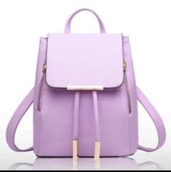 ラベンダー色のリュックのサムネイル
