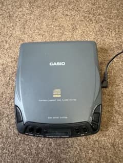 CASIO ポータブルCDプレーヤー CZ-2100 ジャンク