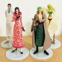 ONE PIECE 피규어 4체 펑크 해저드 편 조로 로빈 벨고 모네