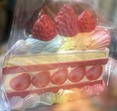 【chamcham♪さま専用】スクィーズ　いちごビックショートケーキのサムネイル