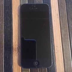 iPhone5 64GB ブラック ios8.2のサムネイル