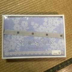 GIVENCHY ジバンシィ バスタオル 花柄 ブルーのサムネイル