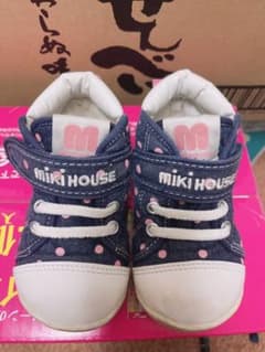 ミキハウススニーカーのサムネイル