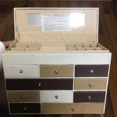 ジュエリーボックスのサムネイル