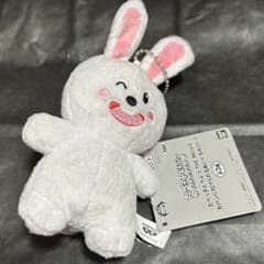 たべっ子どうぶつ　THE MOVIE カバンに付けられるぬいぐるみ　うさぎ