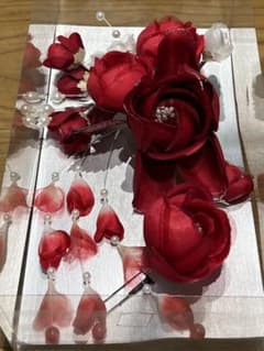 和装用髪飾り　赤　花のサムネイル