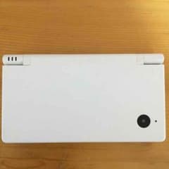ニンテンドーDSi ほぼ新品のサムネイル