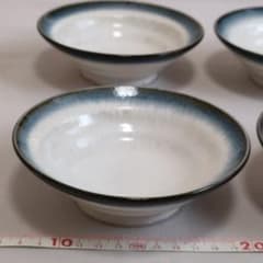 藍縁小鉢４客組（副菜のお惣菜などに）のサムネイル