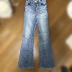 YANUK ブーツカットデニムのサムネイル