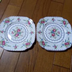 Thumbnail of 【廃盤品】ロイヤルアルバート プチポワン 18cmケーキ皿 プレート2枚セット
