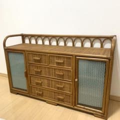 ラタン 籐家具 サイドボードチェスト 4段 ヴィンテージ ガラス扉