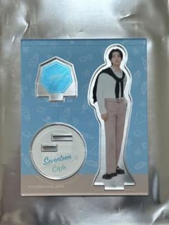 セブチカフェ ジョシュア アクスタのサムネイル
