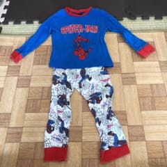 H&M スパイダーマンのサムネイル