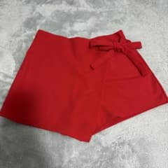 Forever 21 リボン付き ラップショートパンツ レッドのサムネイル