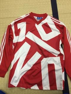 adidas originals 赤 トップス レディースのサムネイル