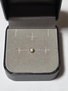 k18イエローゴ－ルドダイヤモンドピアス0.1ct(片耳用) - メルカリ