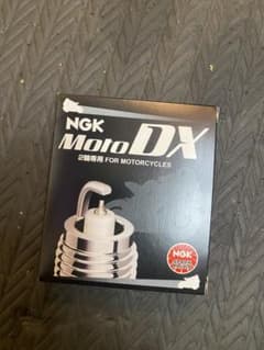 NGKプラグ　CR8EHDX-9S 4本のサムネイル