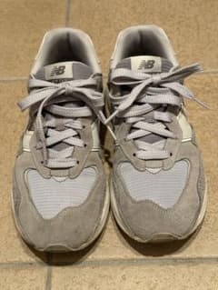 New Balance 57/40 グレー スニーカー　27.5cmのサムネイル