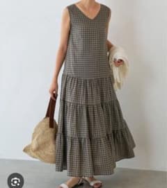 新品　BEARDSLEY｜ギンガムティアードノースリーブワンピース37400円 新品 BEARDSLEY｜ギンガムティアードノースリーブワンピース37400円