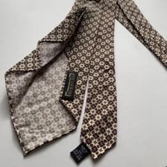 セッテピエゲ】TIEYOURTIE タイユアタイ ネクタイ ベージュ - メルカリ