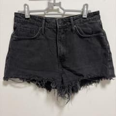 FOREVER 21 デニムショートパンツ ブラックのサムネイル