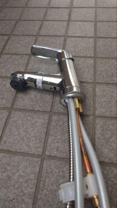 Panasonic シングルレバー式混合水栓 GQC01APAAN - メルカリ