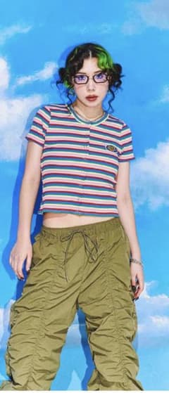 Re.仲里依紗ちゃん アール・イー・ドット ルーズフィットパンツ カーキのサムネイル