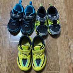 瞬足  スニーカー 18cmのサムネイル