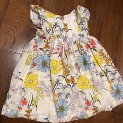 花柄ワンピース　GAP 女の子　80 90 値下げのサムネイル