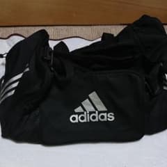 最終値下げadidasボストンバッグのサムネイル