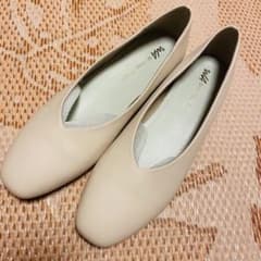 Oriental Traffic パンプス オフホワイト サイズ42のサムネイル