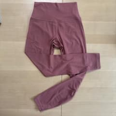 lululemon レギンス　アジアフィットSサイズのサムネイル