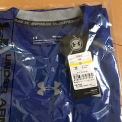 新品未使用‼️ アンダーアーマーアンダーシャツのサムネイル