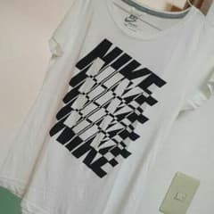 NIKE レディースTシャツのサムネイル
