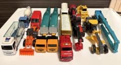 トミカ ミニカー 13台セット まとめ売り　はたらく乗り物のサムネイル