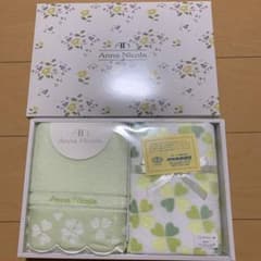 新品未使用 フェイスタオルのサムネイル