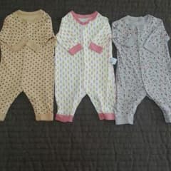 UNIQLOロンパース60サイズ☆3枚セット！！のサムネイル