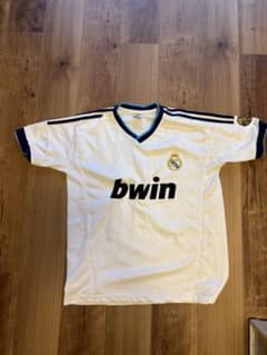 Real Madrid RONALDO 7 ユニフォーム　サイズXLのサムネイル