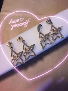 両耳 ピアス♡のサムネイル