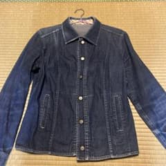 BURBERRY ダークブルー デニムジャケット 40のサムネイル