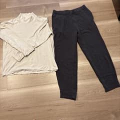 UNIQLO フリースハイネックとスウェットパンツの2点セット　メンズ Lサイズのサムネイル